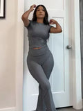 2-Piece Lounge Set: Crop Top & Flare Leggings - Outlet-Marketplace